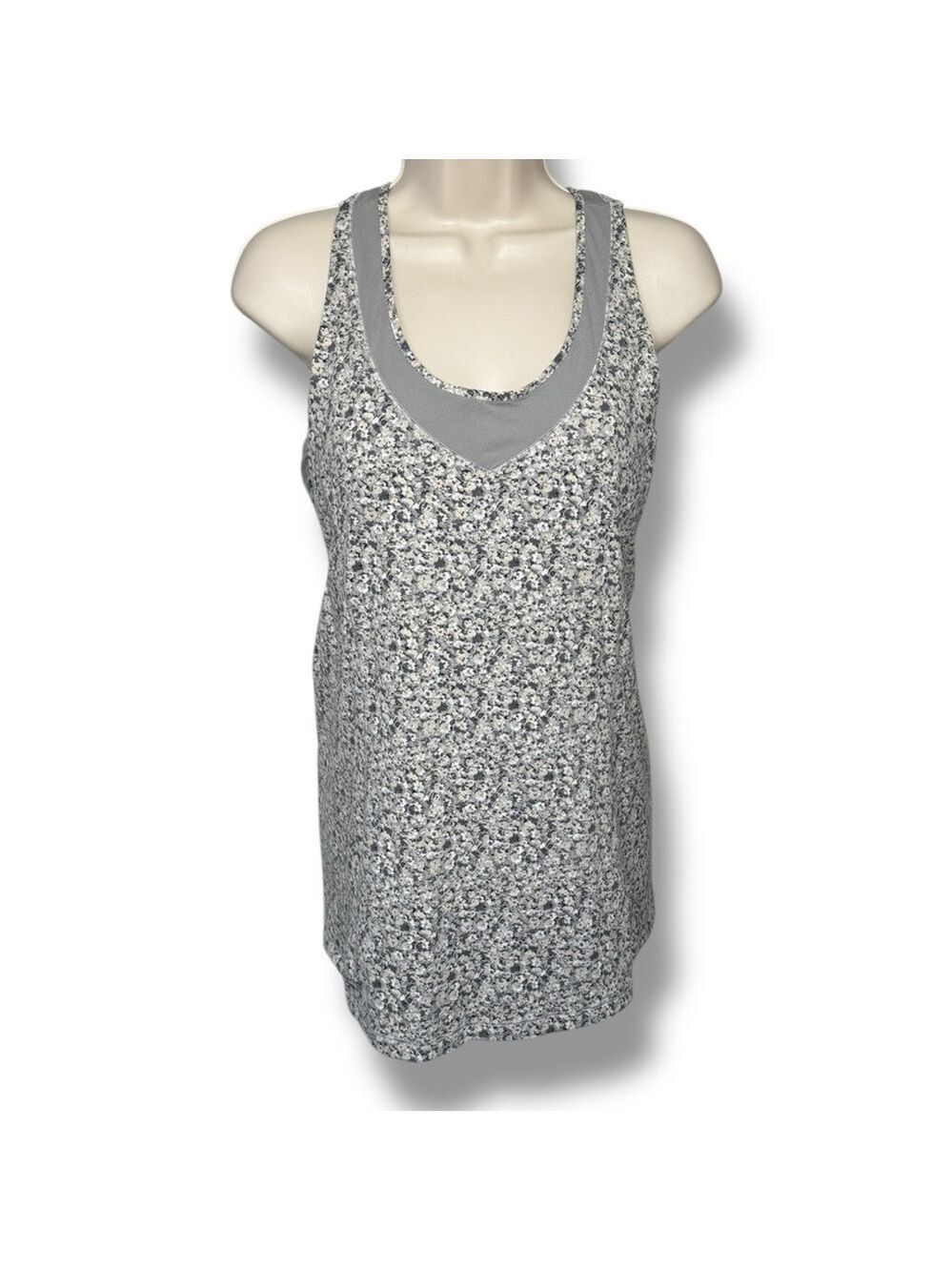 Lululemon Women’s Tone It Tank Grey Size 12
